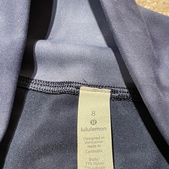 ❌SOLD ❌Lululemon wunder train - Picture 3 of 4